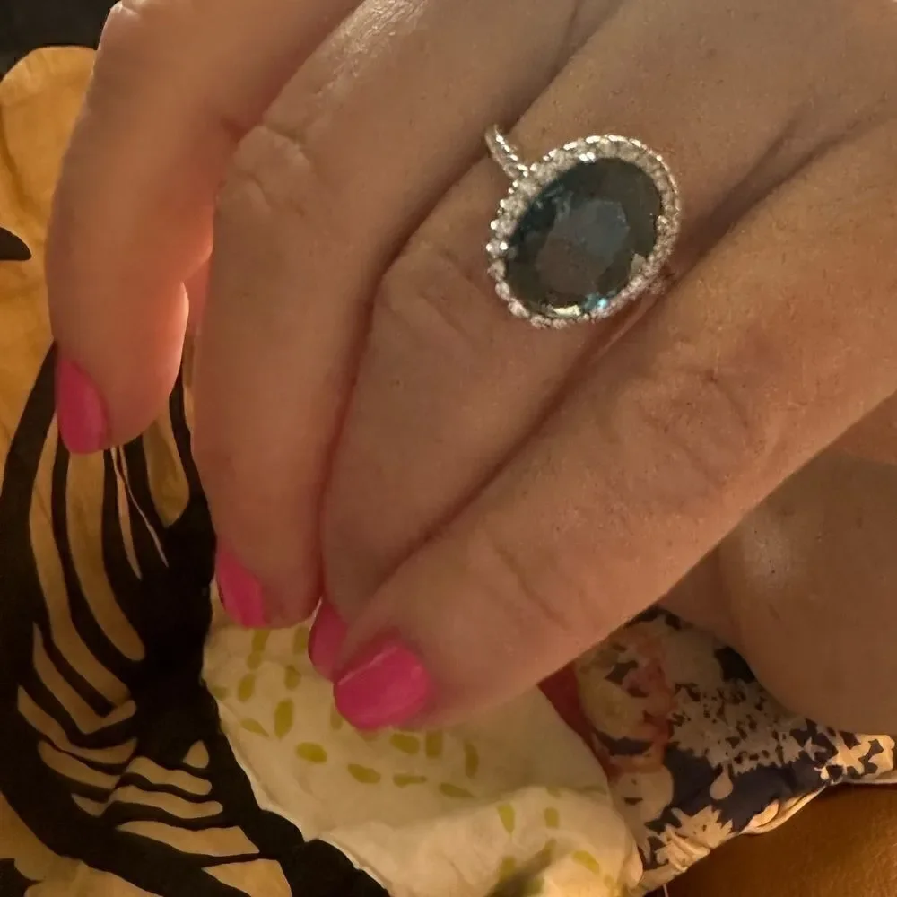 ⭐️Huge ⭐️ Dark Blue Oval Topaz With CZ White Surrounding Main Gemstone Cockta…